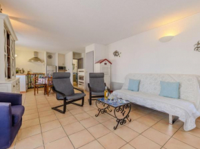 Apartment Villa Cartouche by Interhome